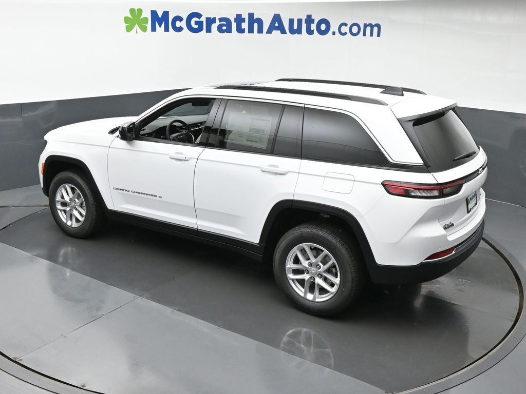 2025 Jeep Grand Cherokee Laredo X photo 20