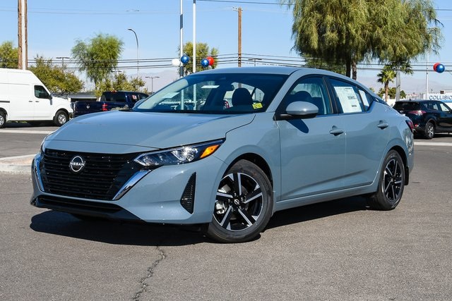 2025 Nissan Sentra SV's photo