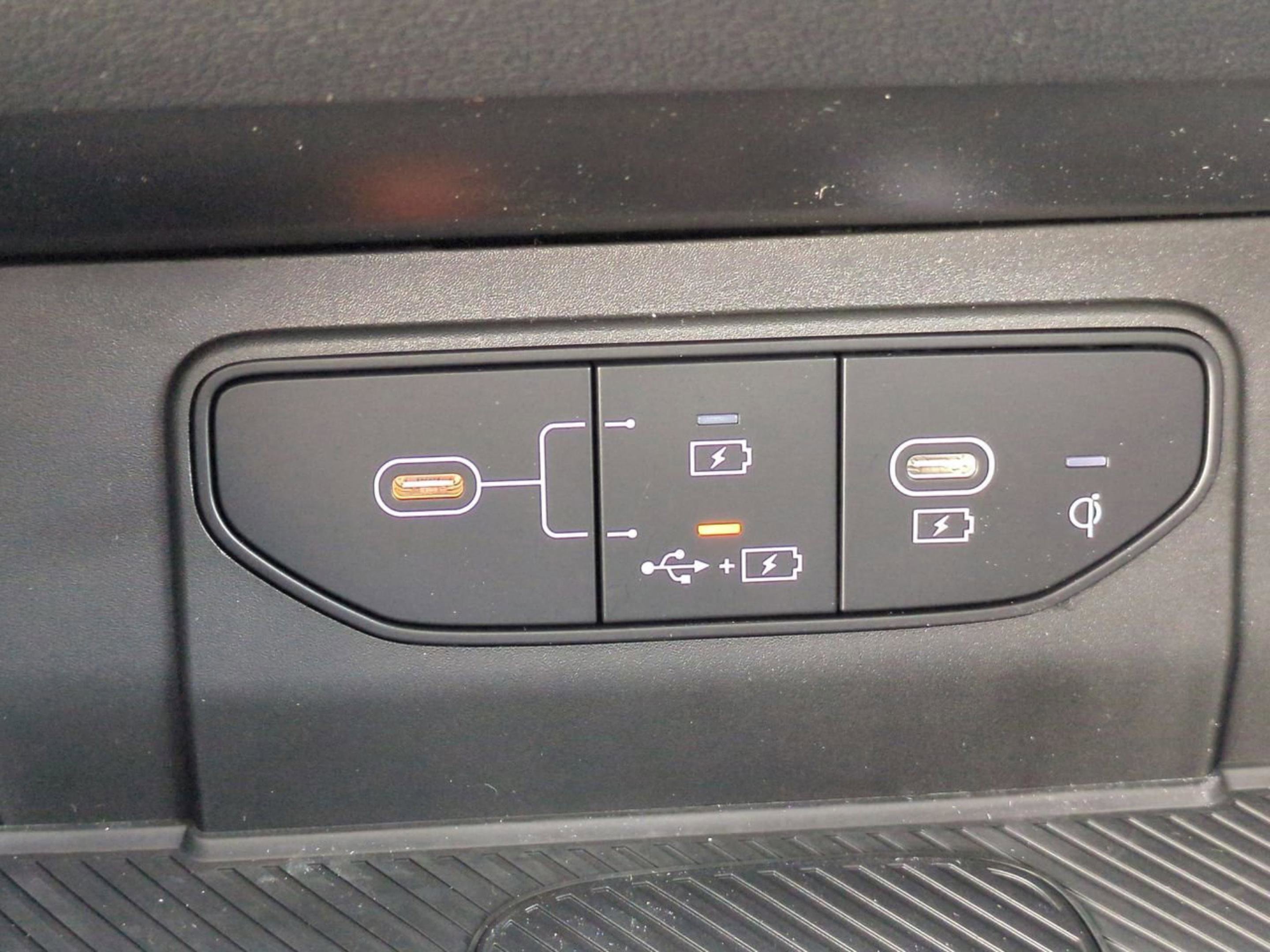 2026 Kia Sportage EX photo 25