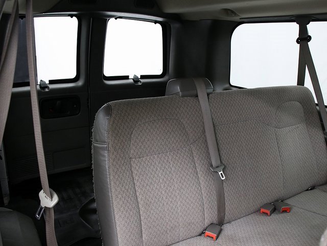 2015 Chevrolet Express Passenger 2500 LS photo 17