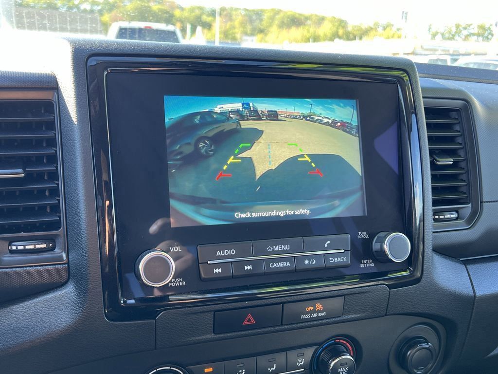 2022 Nissan Frontier S photo 16