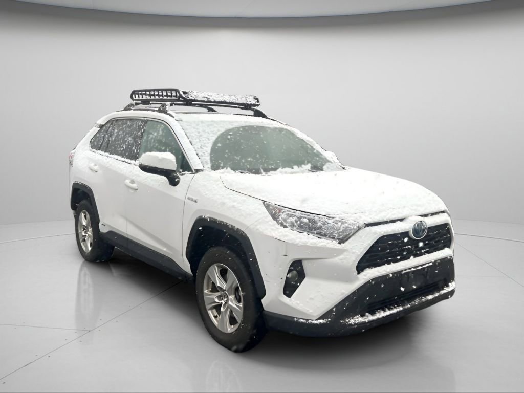 Used 2021 Toyota RAV4 XLE with VIN 4T3RWRFV5MU035910 for sale in Northfield, Minnesota
