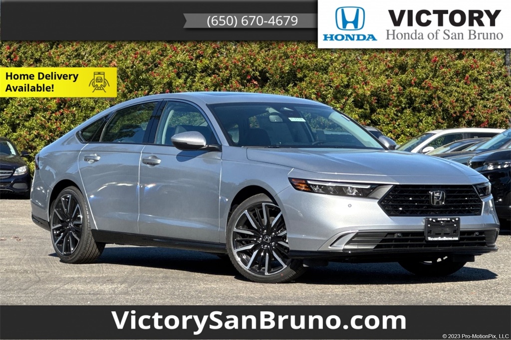 2025 Honda Accord Hybrid Touring's photo