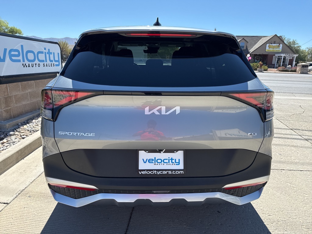 2024 Kia Sportage LX photo 4