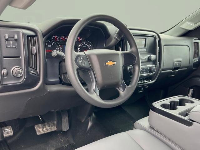 2024 Chevrolet Silverado 4500HD Work Truck photo 3