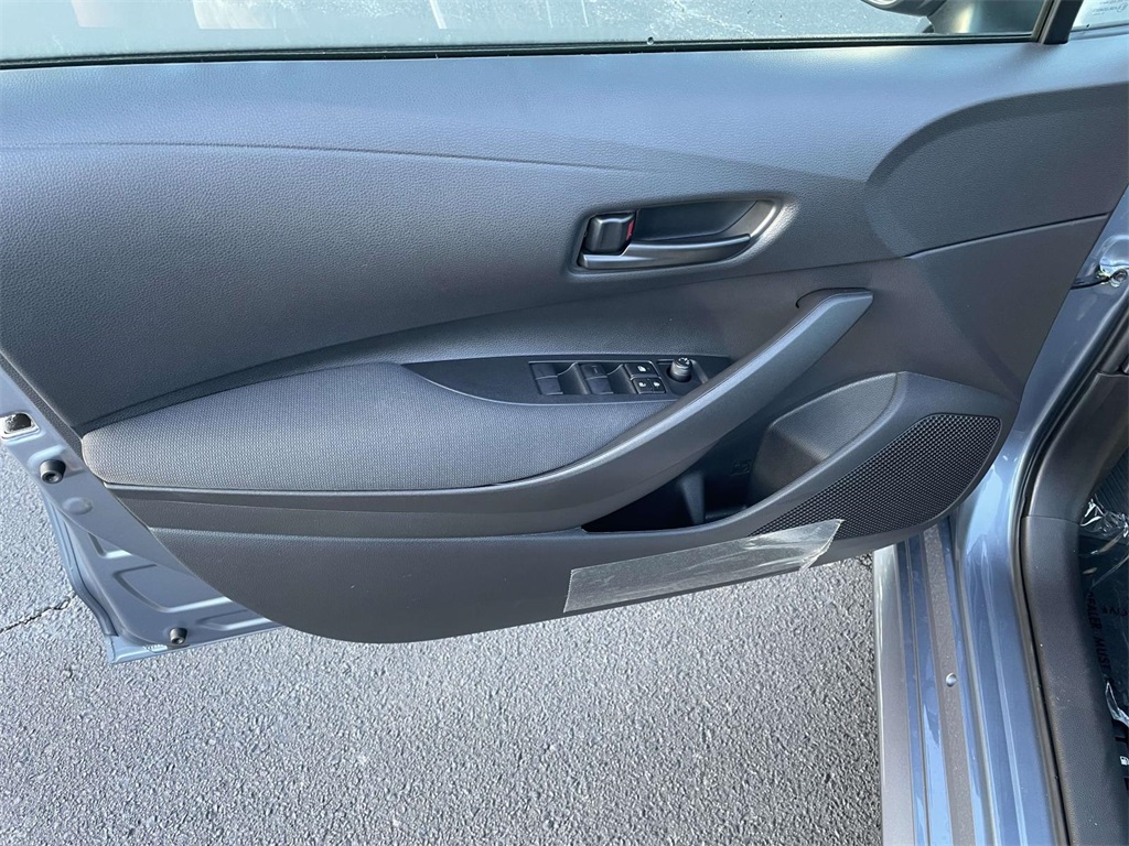 2026 Toyota Corolla LE photo 16