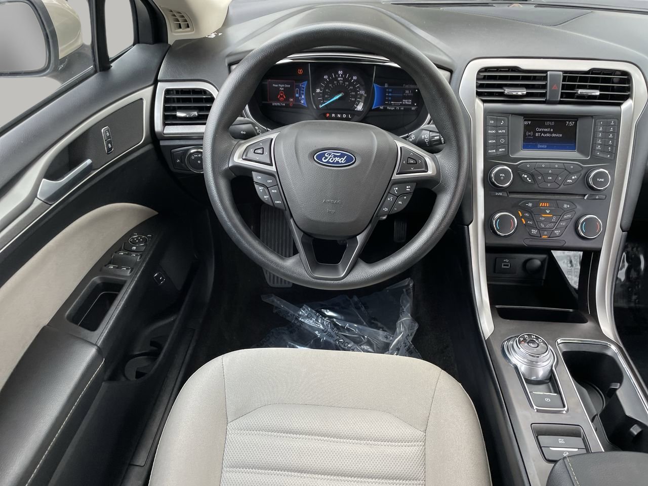 2018 Ford Fusion Hybrid S photo 11