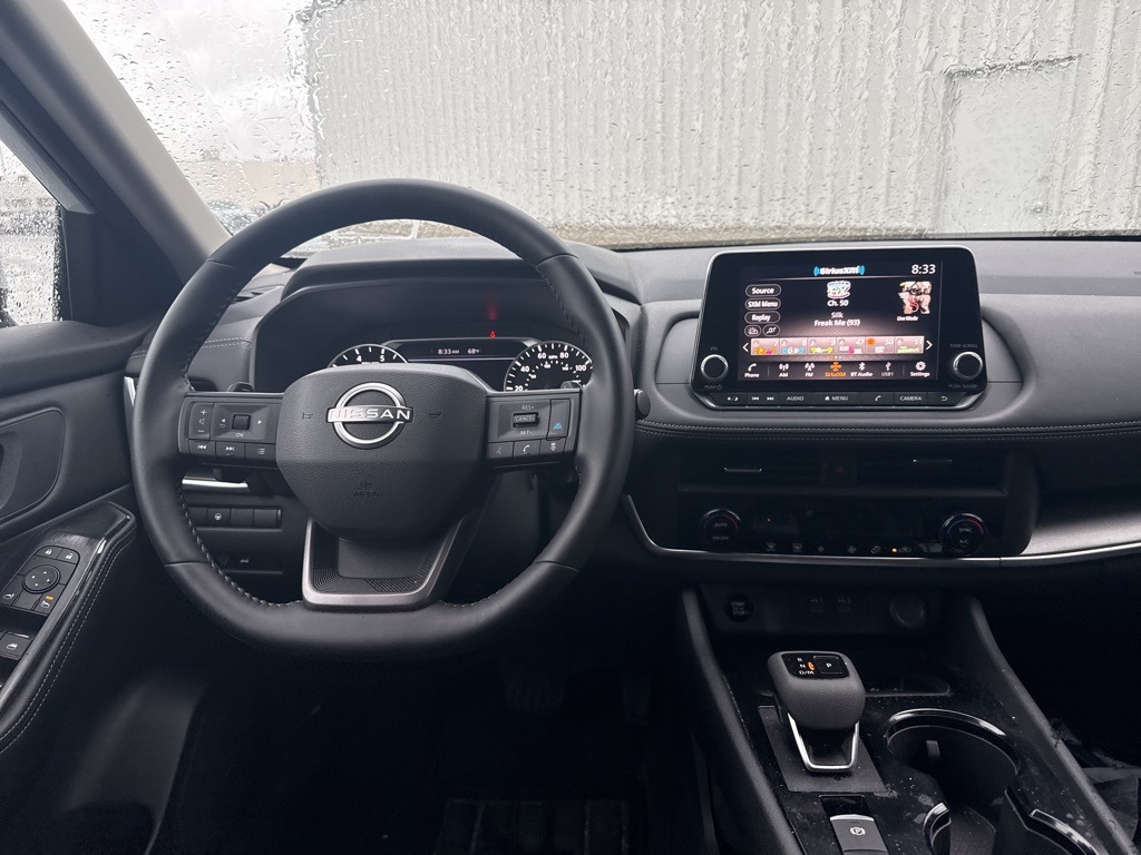 2025 Nissan Rogue SV photo 5