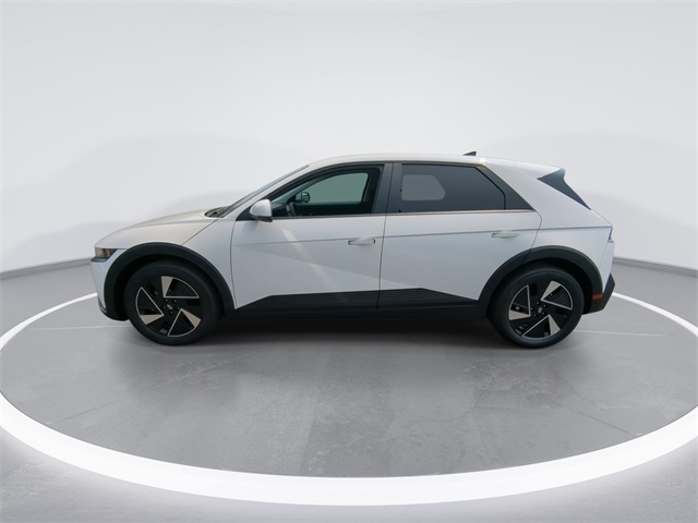 2025 Hyundai Ioniq 5 SE Standard Range photo 2