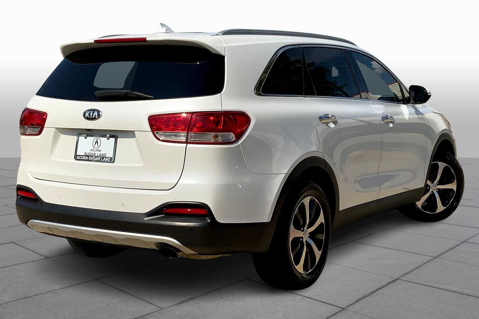 2016 Kia Sorento EX photo 8