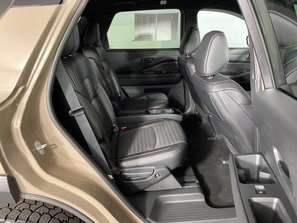2024 Nissan Pathfinder Rock Creek photo 24