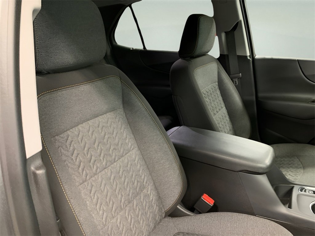 2024 Chevrolet Equinox LT photo 17