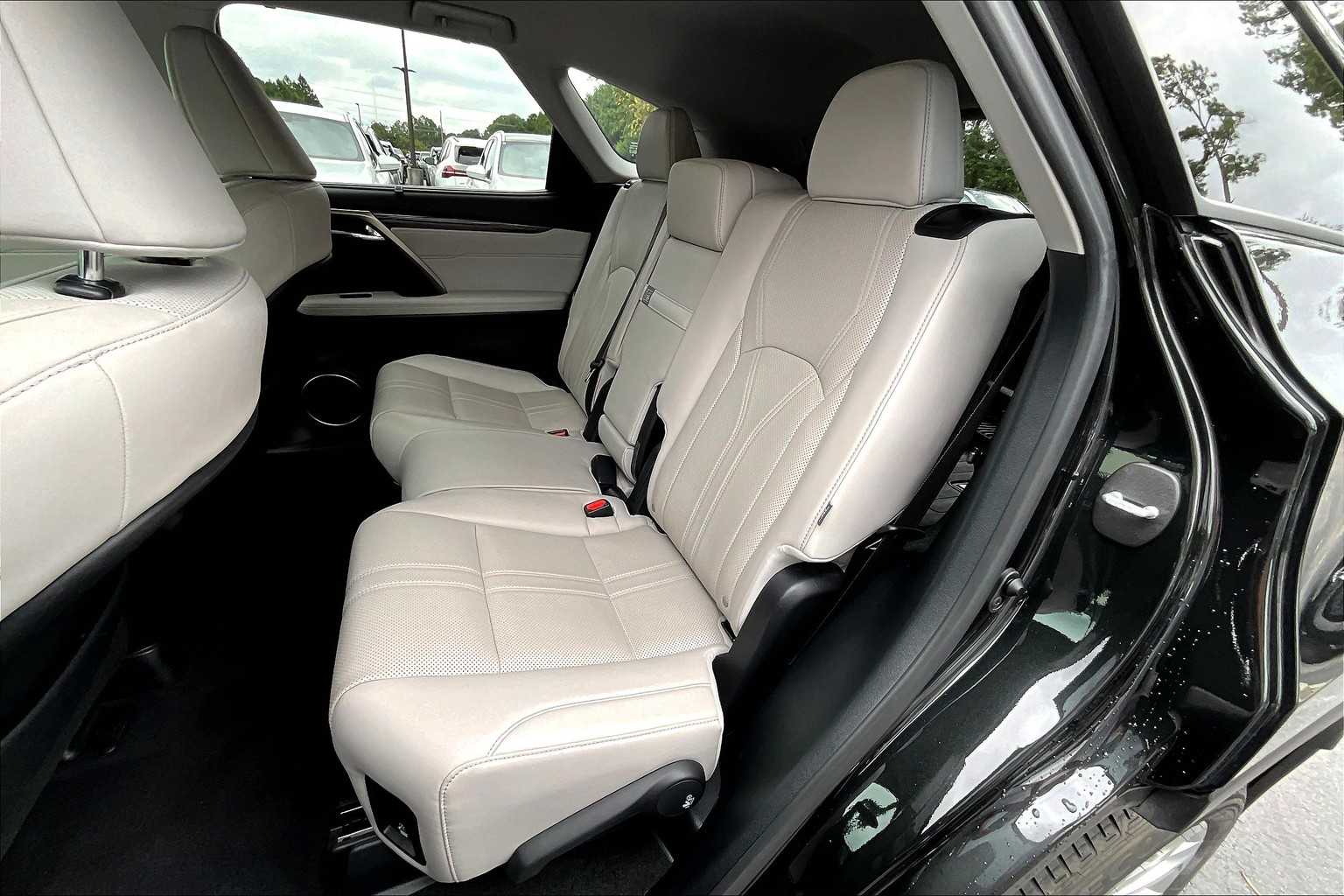2021 Lexus RX Luxury AWD photo 19