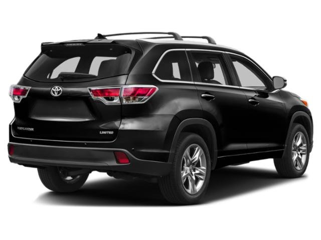 Used 2015 Toyota Highlander XLE with VIN 5TDJKRFH3FS224501 for sale in Saint Cloud, Minnesota