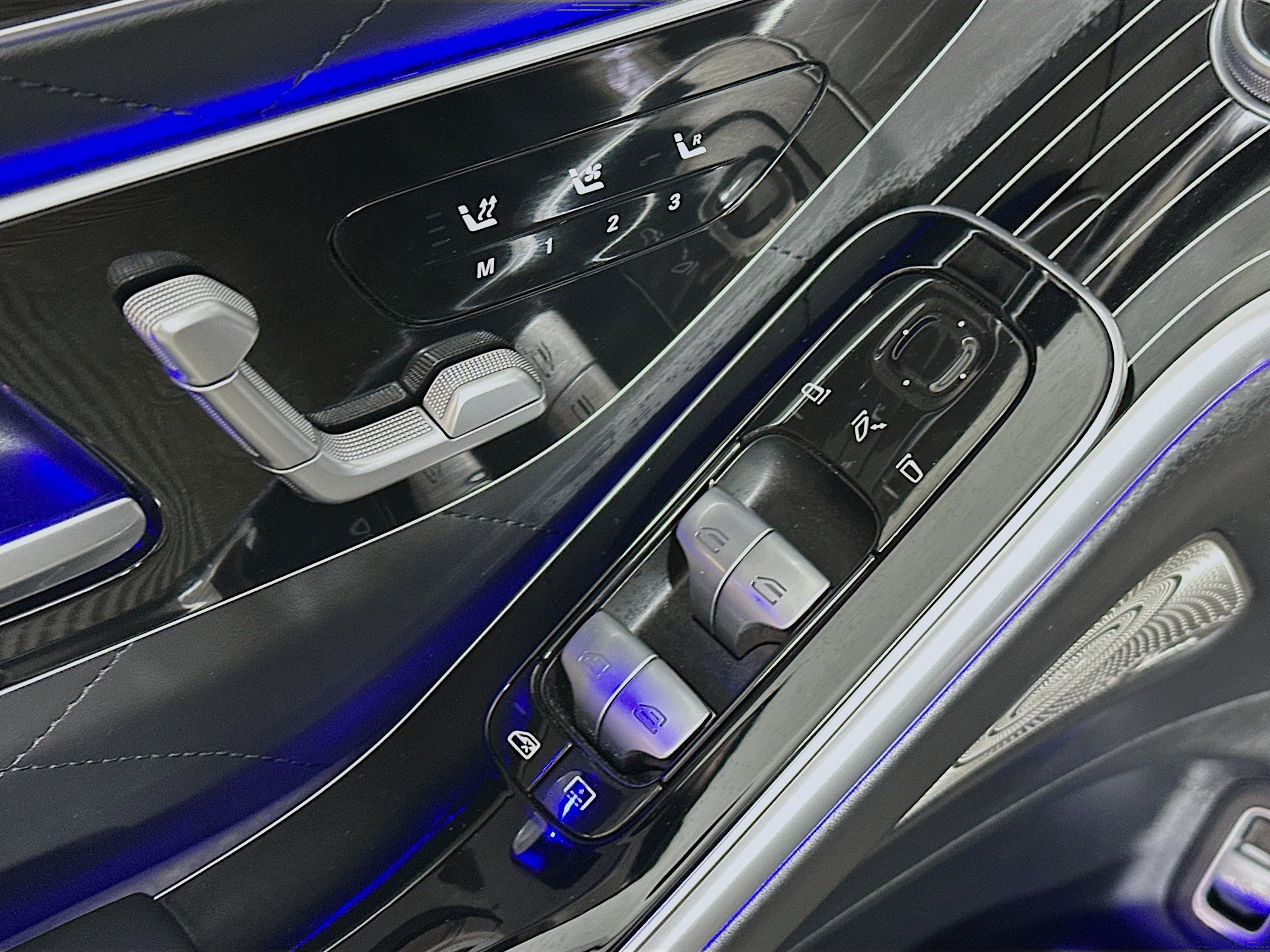 2022 Mercedes Benz S 580 4MATIC photo 16