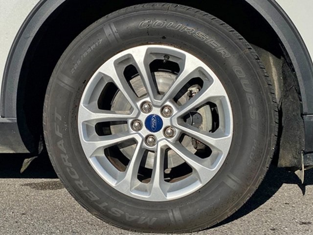 2020 Ford Escape SE photo 21