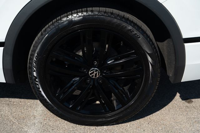 2022 Volkswagen Tiguan SE R-Line Black photo 9