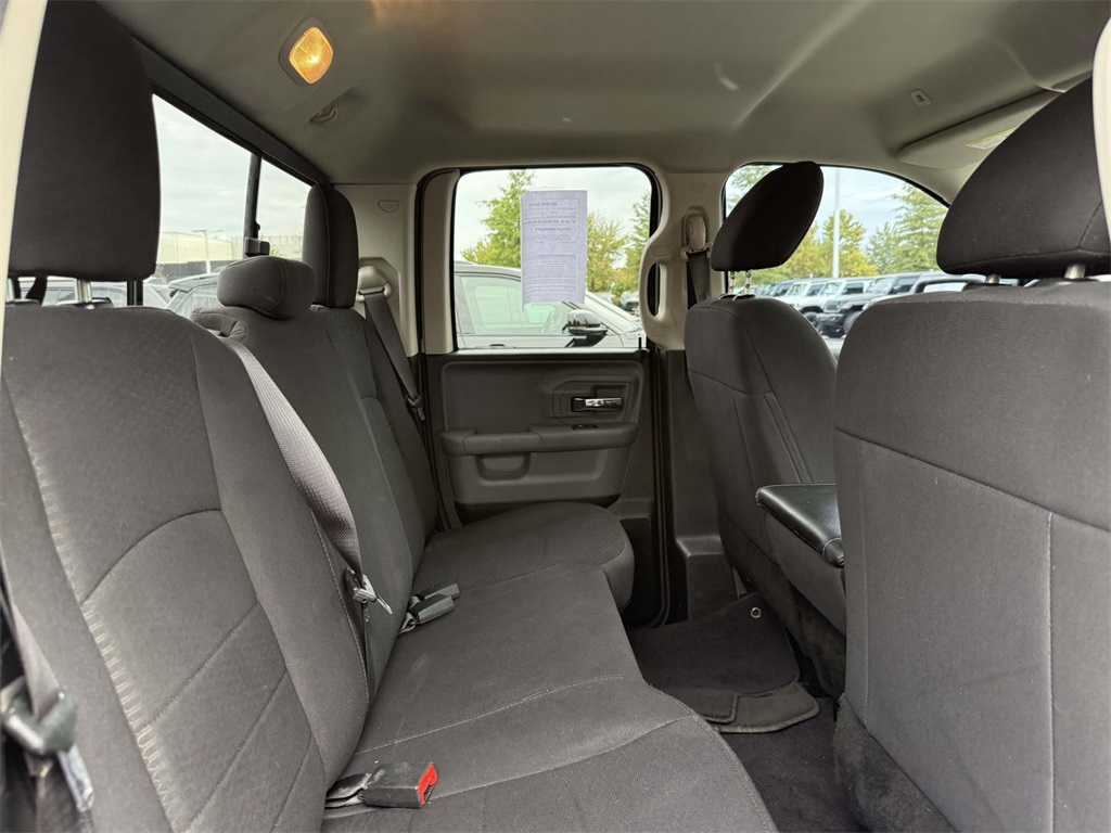 2019 Ram 1500 Classic Warlock photo 14