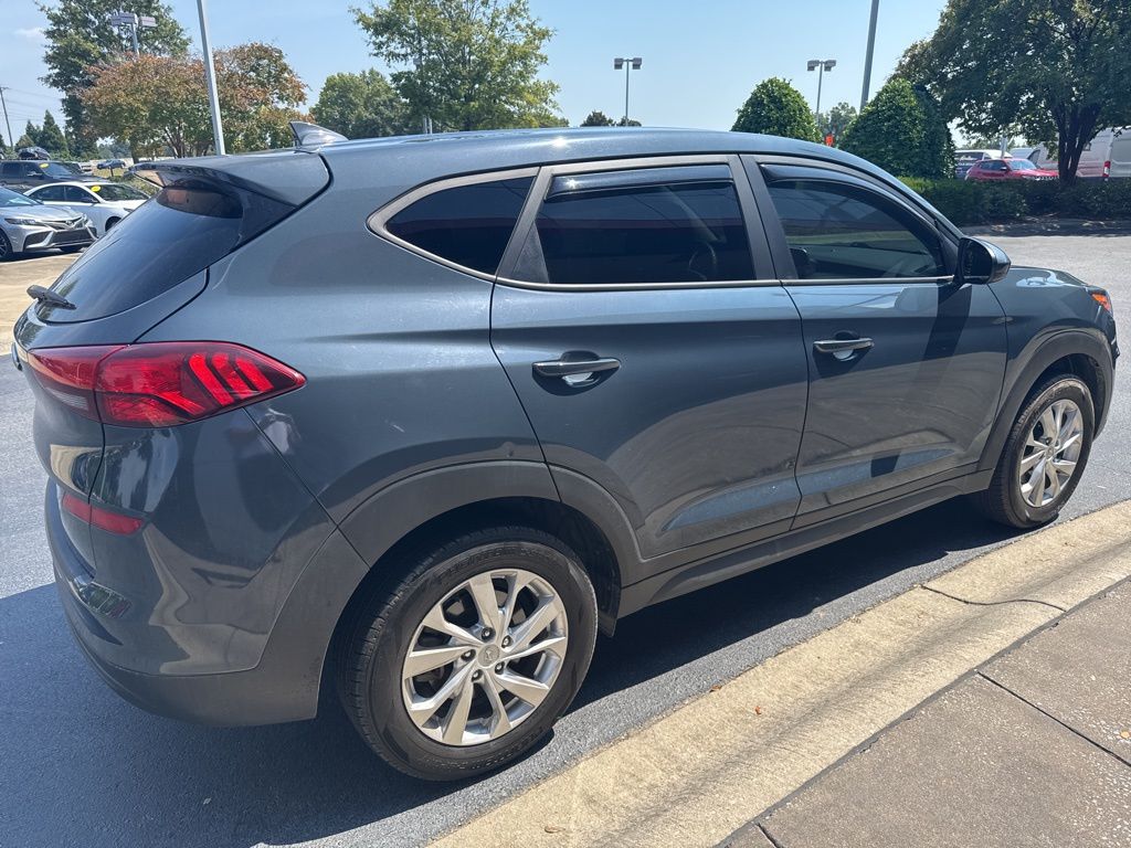 2021 Hyundai Tucson SE photo 2
