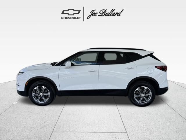 2023 Chevrolet Blazer 2LT photo 4