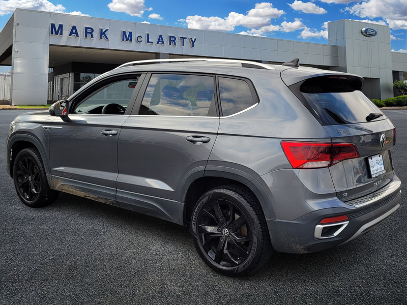 2022 Volkswagen Taos SE photo 4