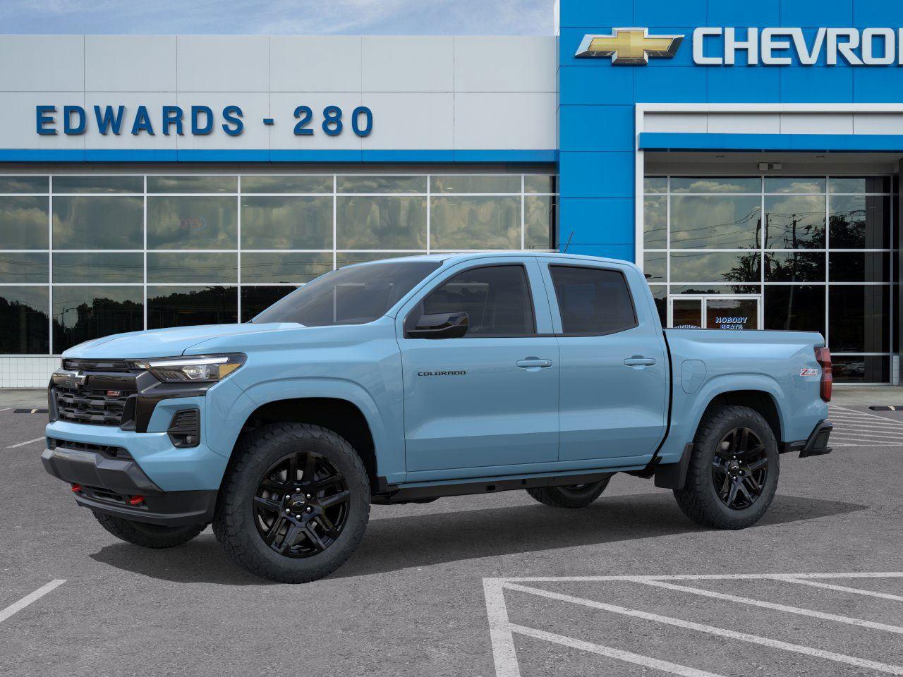 2025 Chevrolet Colorado Z71 photo 2