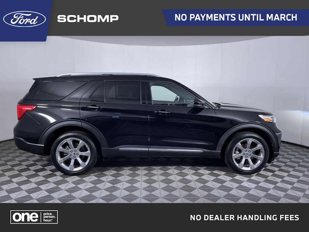 2020 Ford Explorer Platinum's photo