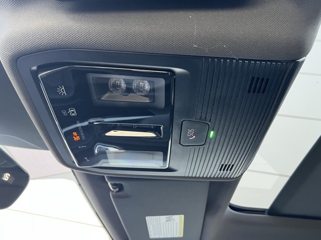 2025 Volkswagen ID.4 Pro Plus photo 46