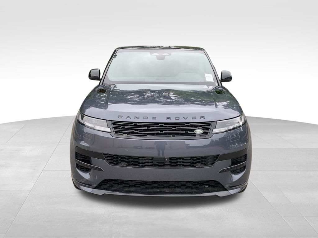 2025 Land Rover Range Rover Sport SE photo 2