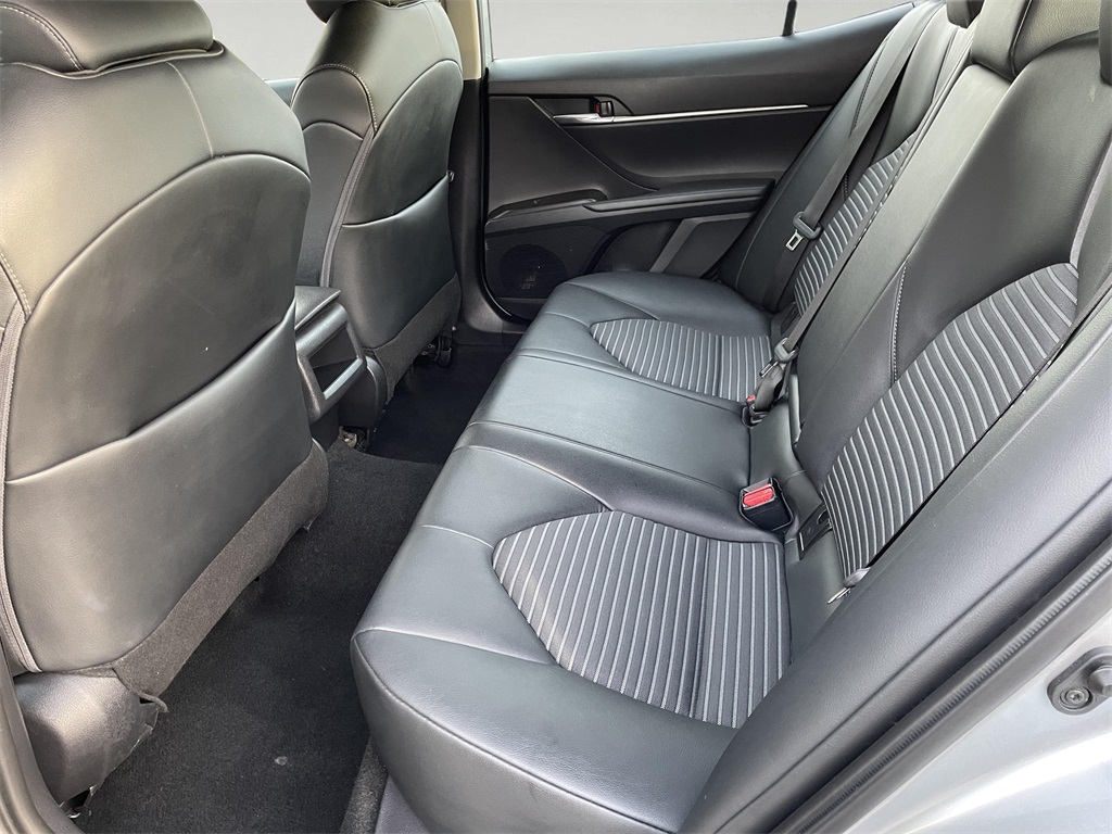 2023 Toyota Camry SE photo 10
