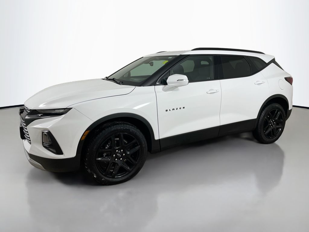 2022 Chevrolet Blazer 2LT photo 2