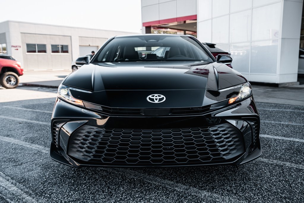 2026 Toyota Camry SE photo 2