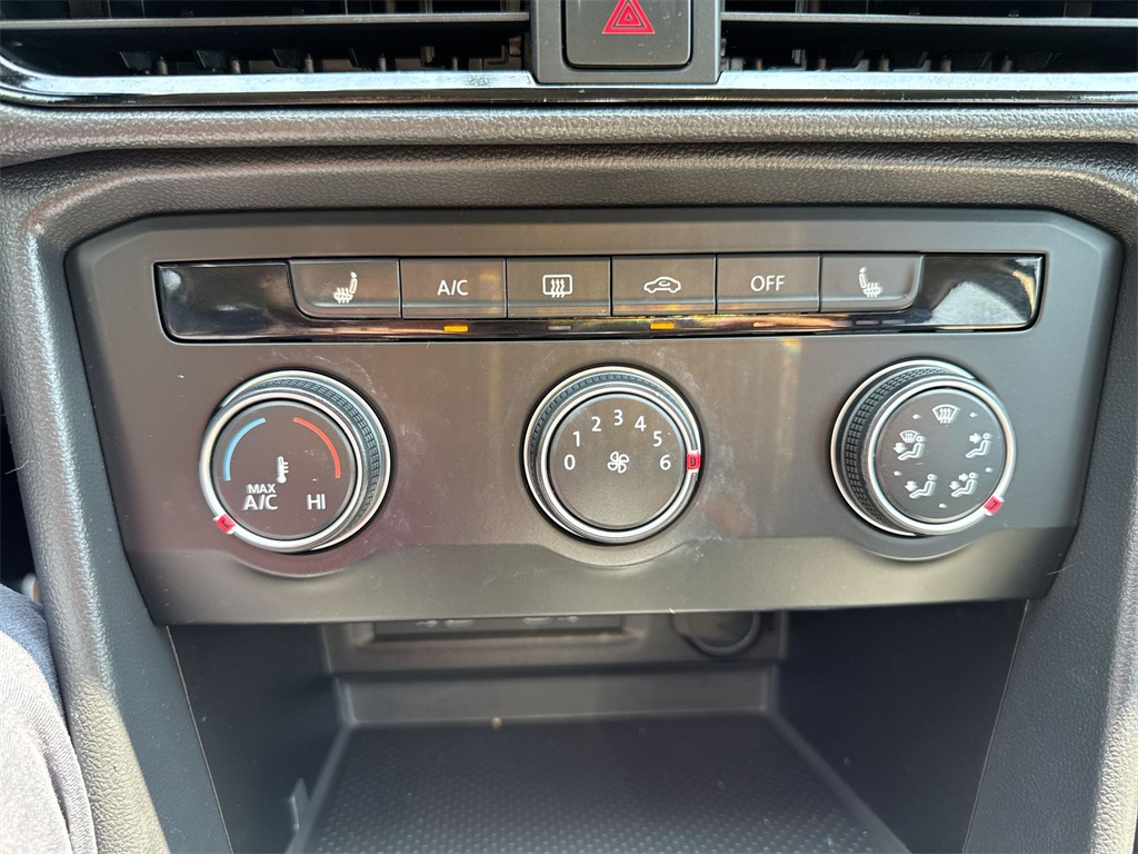2022 Volkswagen Taos S photo 19