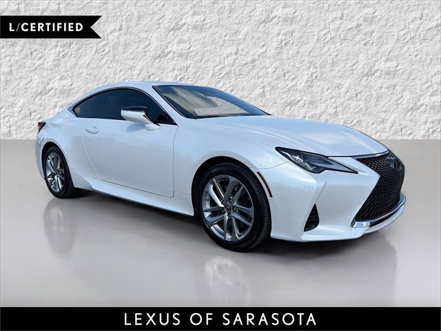 2022 Lexus RC 300's photo