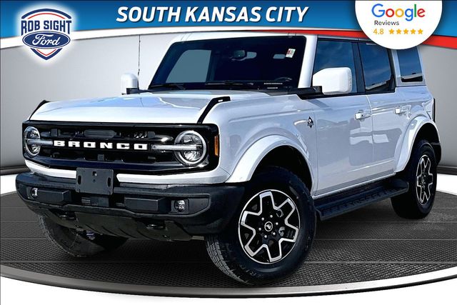 2025 Ford Bronco 4-Door Outer Banks's photo