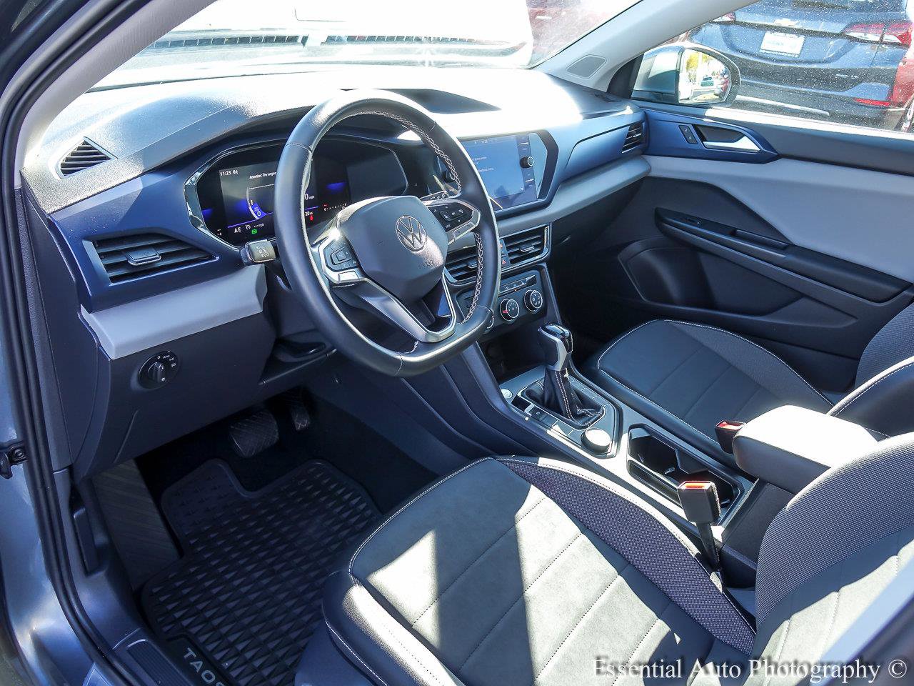 2022 VOLKSWAGEN TAOS - Image 8