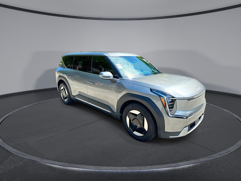 Used 2024 Kia Ev9 Light L/R with VIN KNDAB5S18R6024915 for sale in Alpharetta, GA