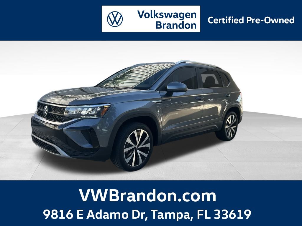 2023 Volkswagen Taos SE's photo