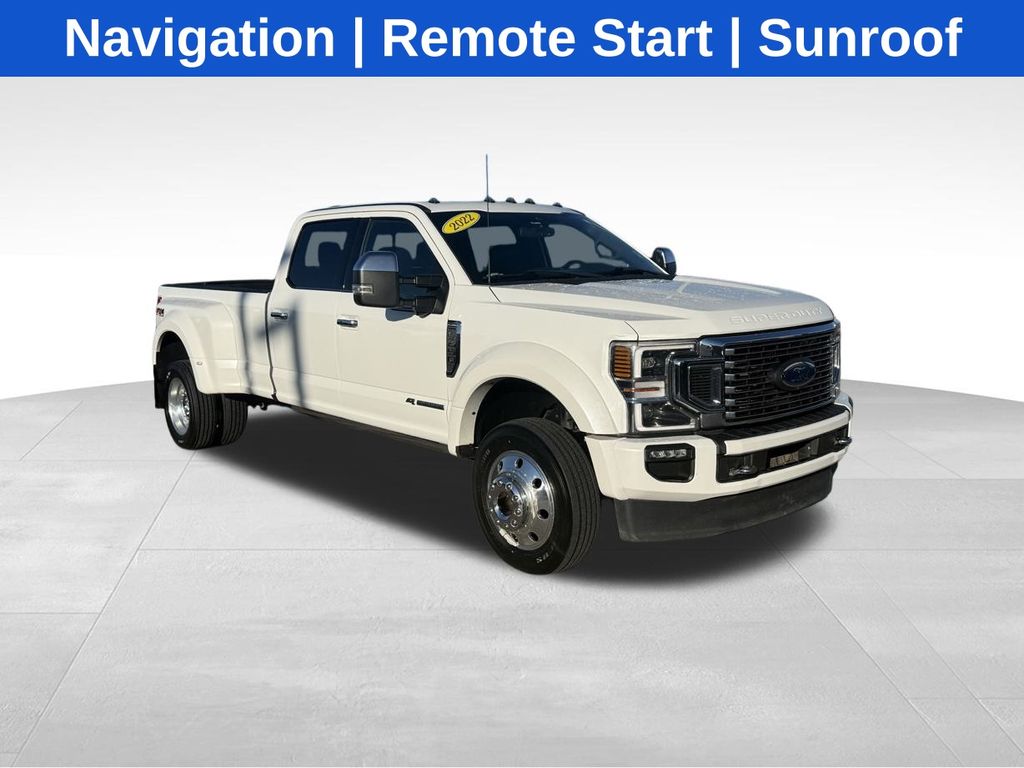 2022 Ford F-450 Super Duty Platinum's photo