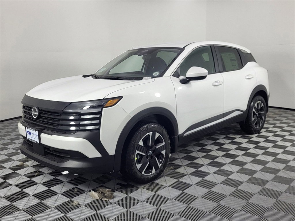 2025 Nissan Kicks SV AWD's photo