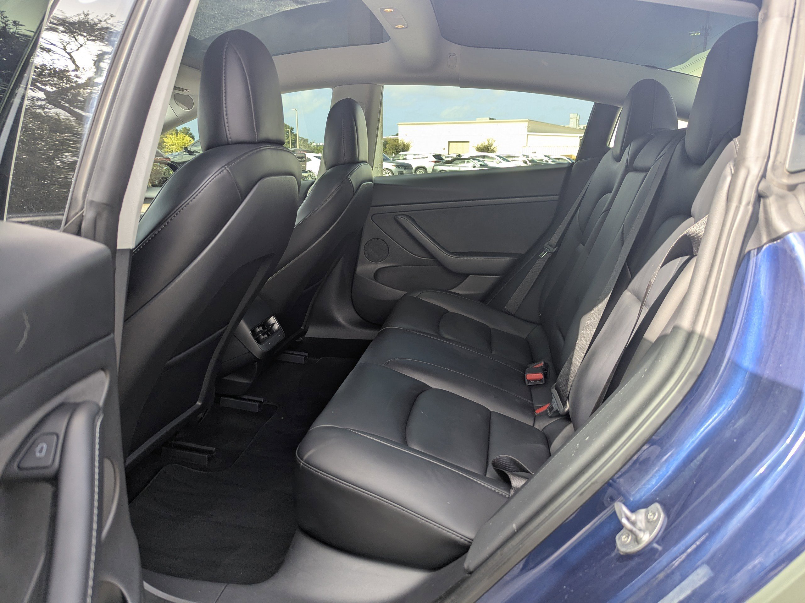 2021 Tesla Model 3 Long Range photo 17