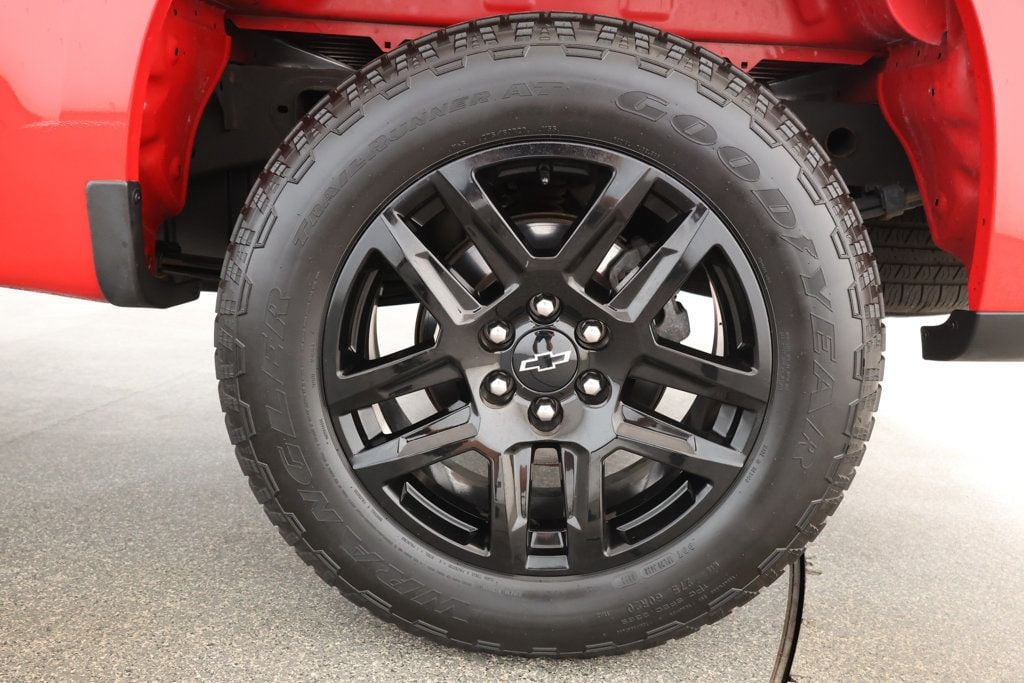 2022 Chevrolet Silverado Custom photo 7