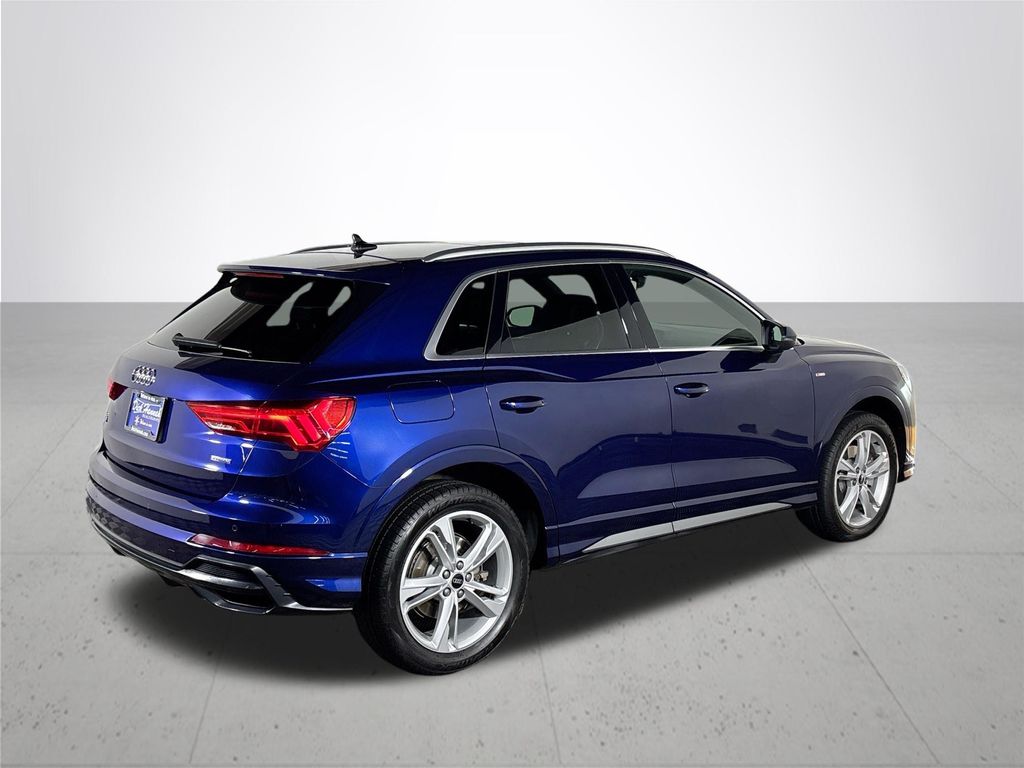 2021 Audi Q3 S line Premium Plus photo 5