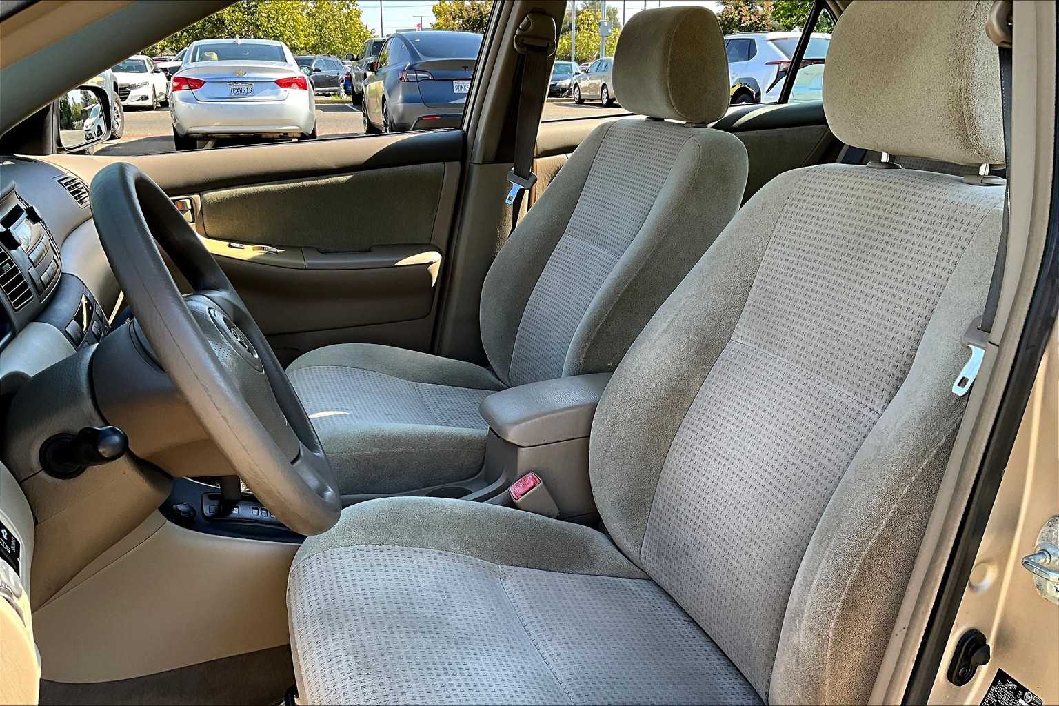 2008 Toyota Corolla CE photo 7