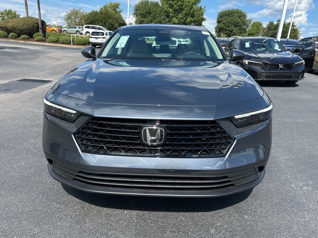 2025 Honda Accord LX photo 8