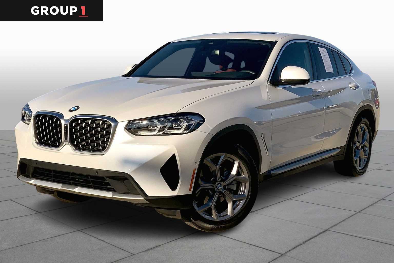 2025 BMW X4 30i's photo