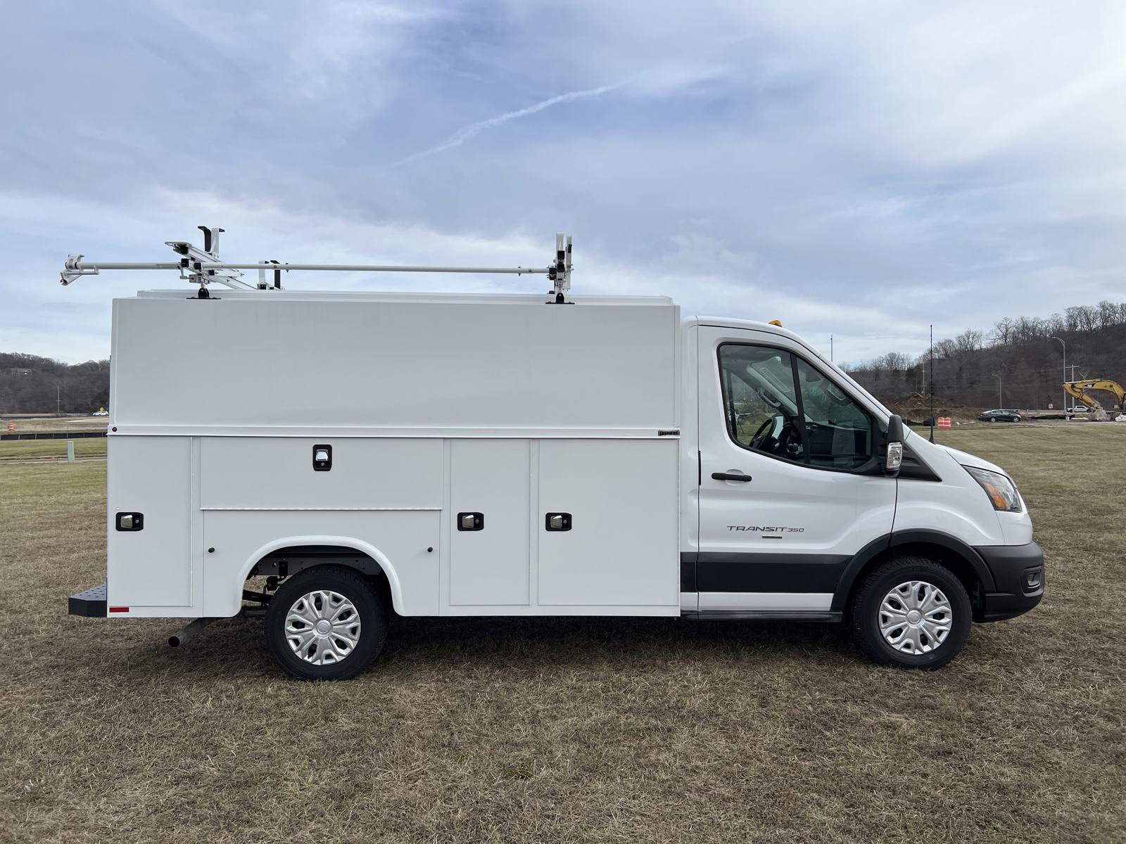 2024 Ford Transit Cutaway photo 6