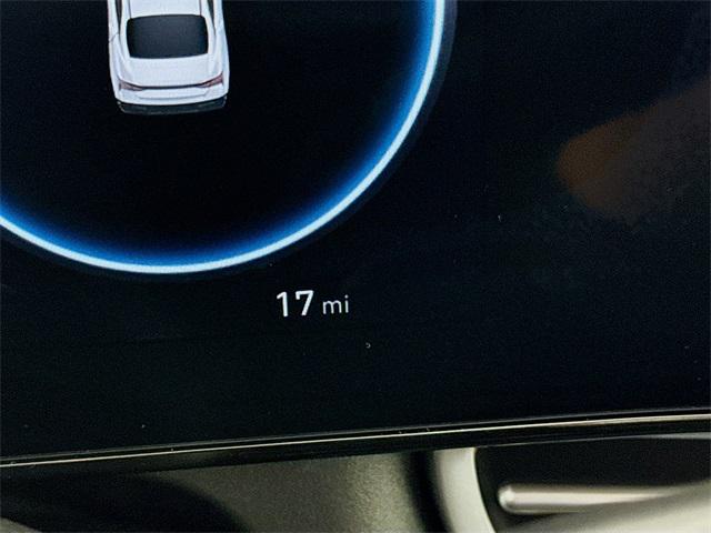 2025 Hyundai Elantra SEL Convenience photo 16