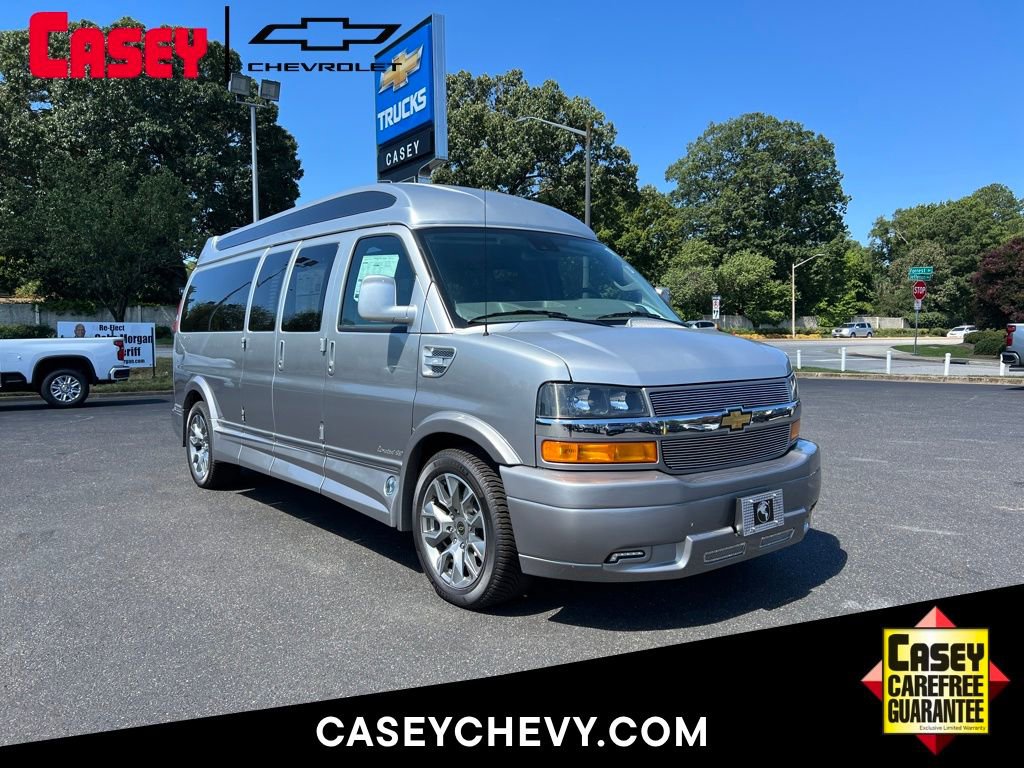 2025 Chevrolet Express Cargo Work Van's photo