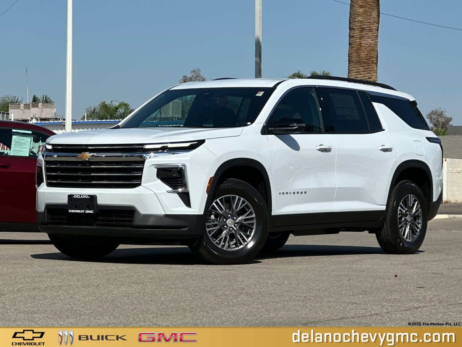 2026 Chevrolet Traverse LT's photo